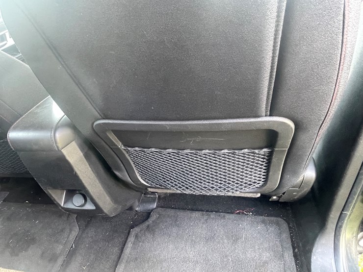 #1041-•-2014-chevy-equinox-awd-(has-wi-title)-image-64