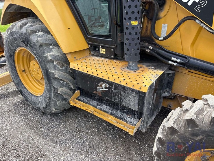 2018-caterpillar-416f2-image-25