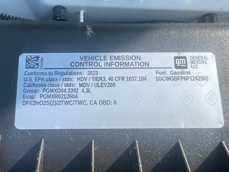 #1033-•-2023-chevy-express-van-(has-wi-salvage-title)-image-76
