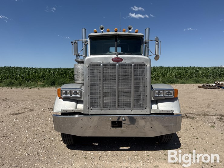 1992-peterbilt-379-image-2