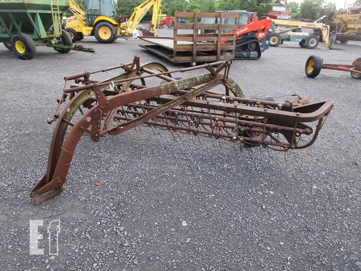 new-holland-55-image-1