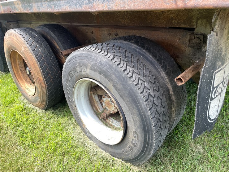 #1016-•-1974-mack-truck-(has-wi-title)-image-13