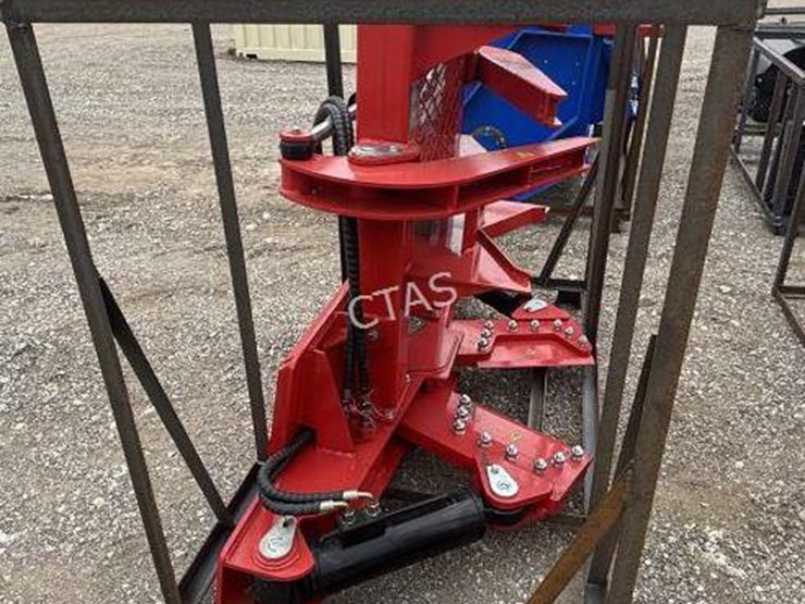 #82-•-skid-steer-tree-shears---3-cylinders-image-4