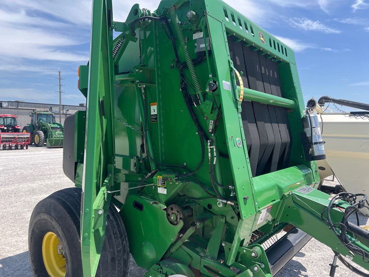 2020-john-deere-560r-image-8