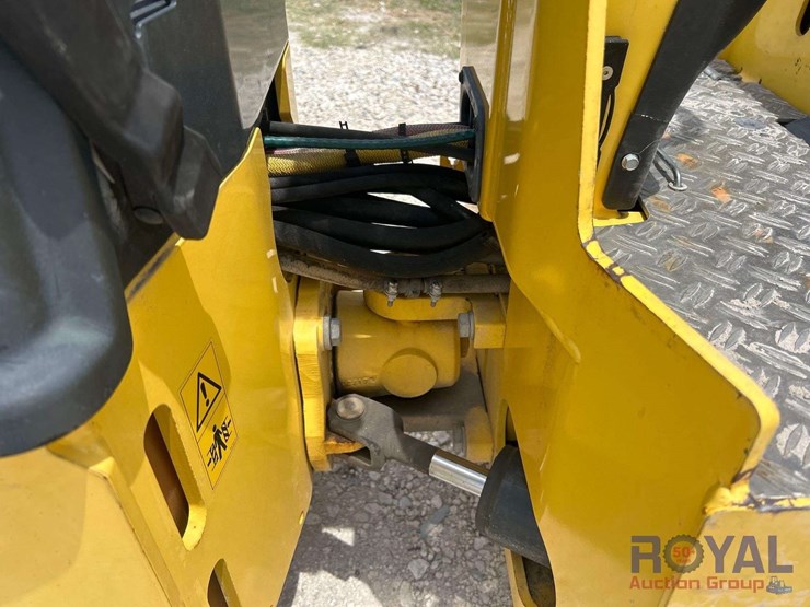 2017-bomag-bw90-image-17