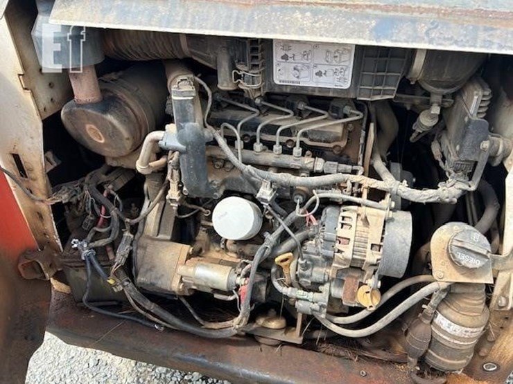 2016-bobcat-t590-image-5