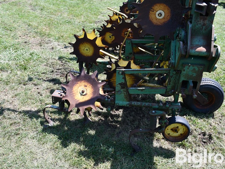 john-deere-85-image-17