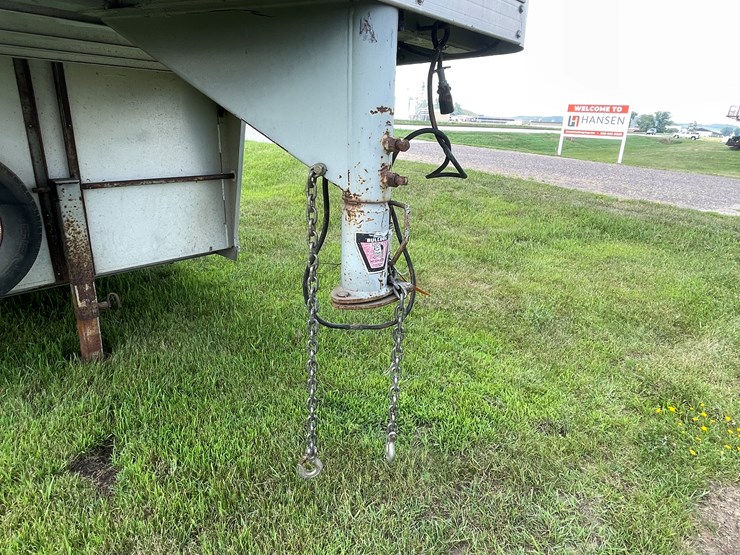 #1029-•-2002-c&c-20'-gooseneck-aluminum-trailer-(has-wi-title)-image-19