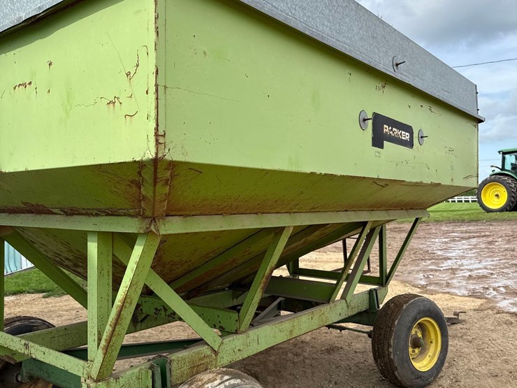 parker-200bu-gravity-wagon-image-11