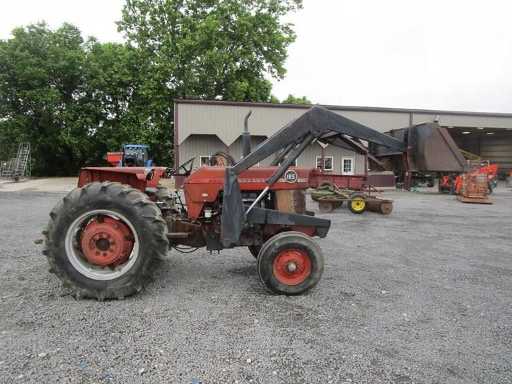 massey-ferguson-165-image-11