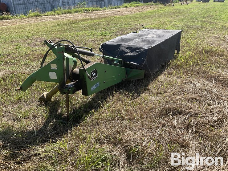 john-deere-260-image-7