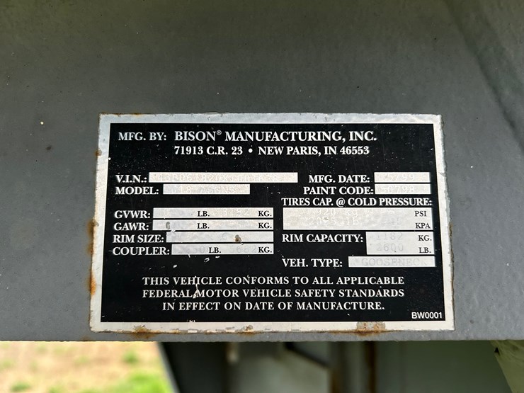 #1030-•-1999-bison-aluma-sport-horse-trailer-(arcadia,-wi)-(wi-title-in-delay)-image-37