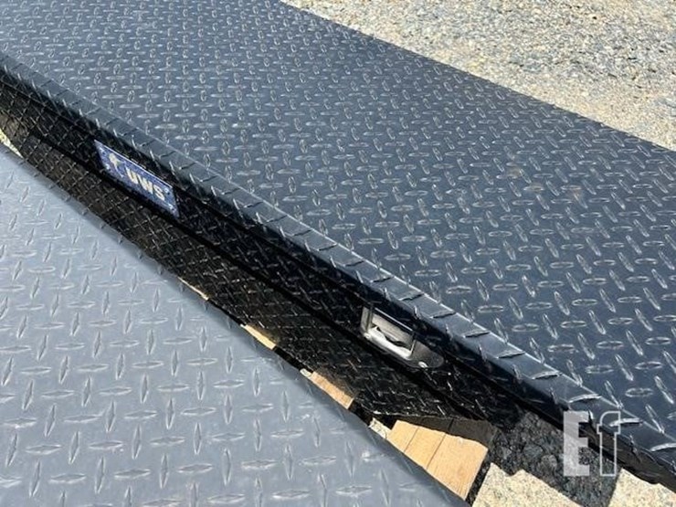 (2)-alum-toolboxes-for-reg-size-pickup-truck-image-4