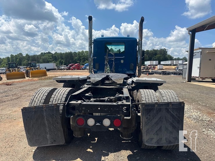 2018-kenworth-t880-image-6