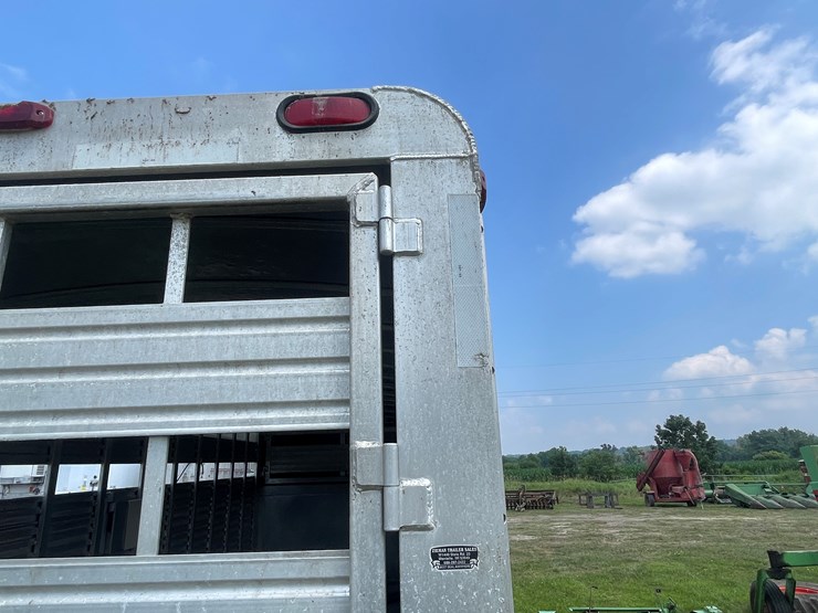 #1029-•-2002-c&c-20'-gooseneck-aluminum-trailer-(has-wi-title)-image-32