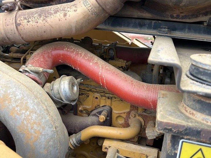 2020-caterpillar-962m-image-39