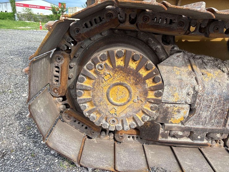 caterpillar-d5k2-lgp-image-33