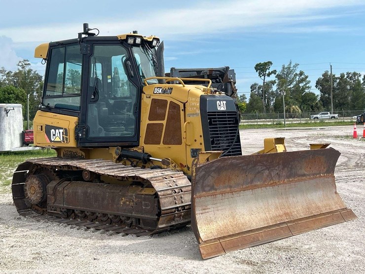 caterpillar-d5k-lgp-image-2