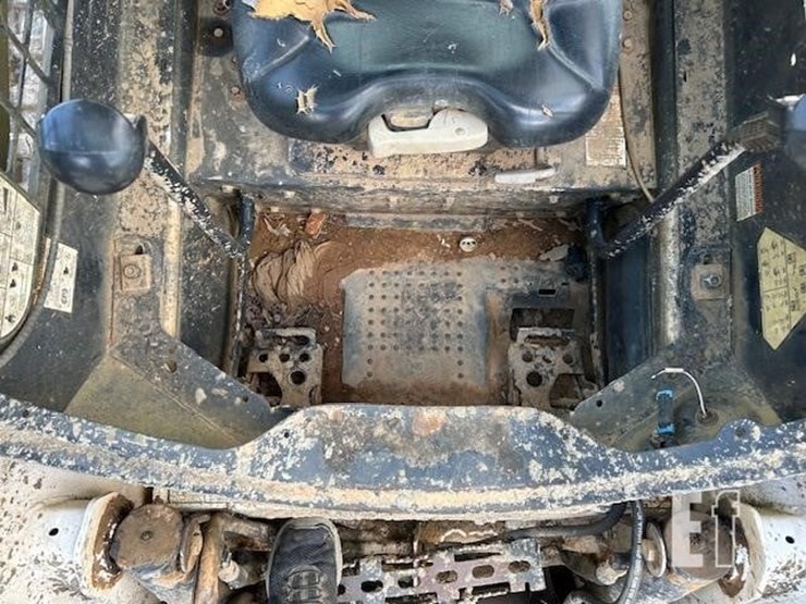 bobcat-t590-image-13