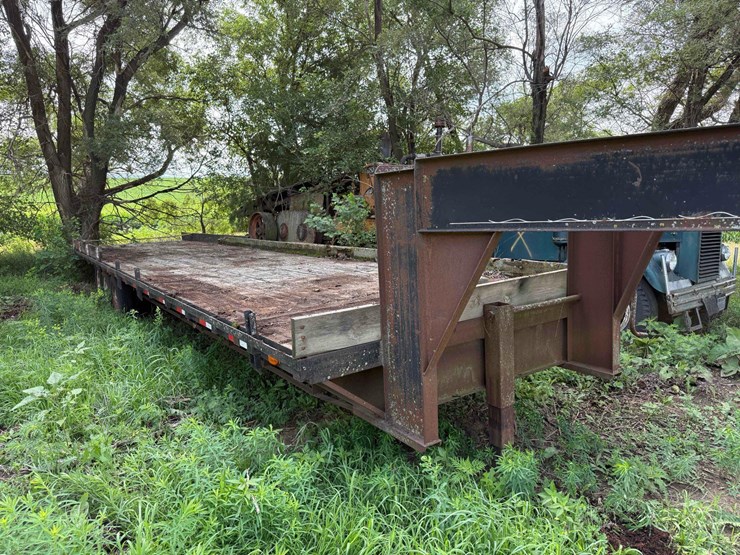 1989-top-hand-gooseneck-92-1/2”-x-36-flatbed-trailer-image-4