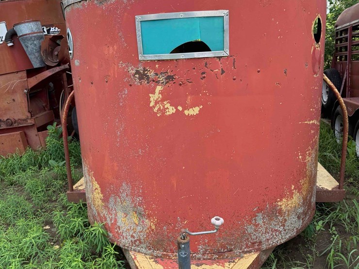 6ft-x-17ft-bumper-hitch-livestock-trailer-image-5