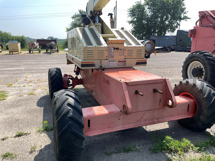 #1004-•-jlg-40h-manlift-image-9