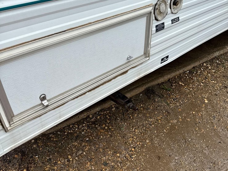 1998-jayco-eagle-25ft-camper-image-22