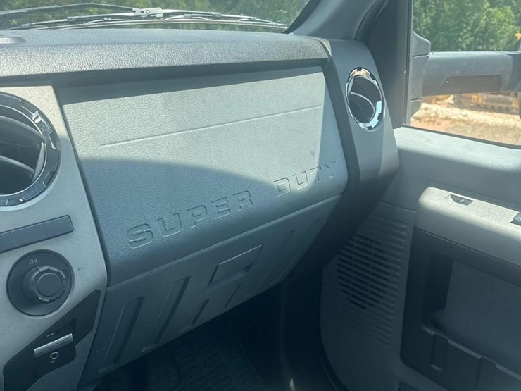2018-ford-f650-image-21