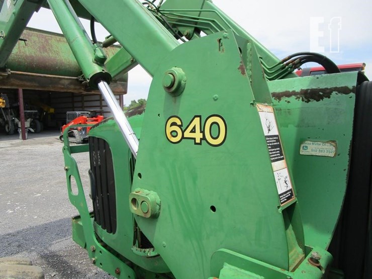 john-deere-6120-image-16