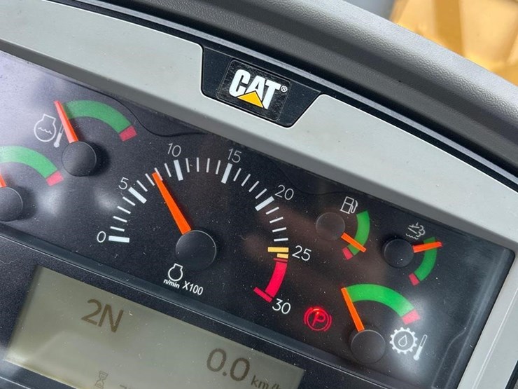2020-caterpillar-962m-image-56