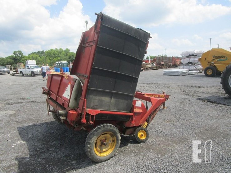 new-holland-166-image-6