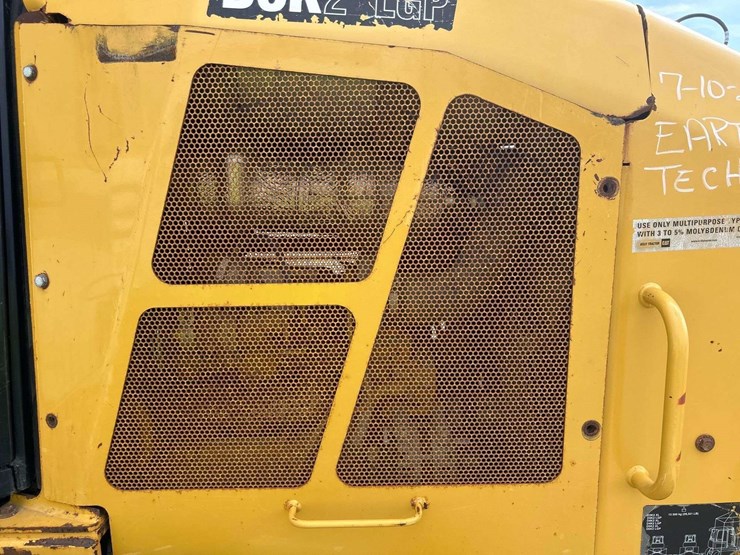 caterpillar-d5k-lgp-image-8