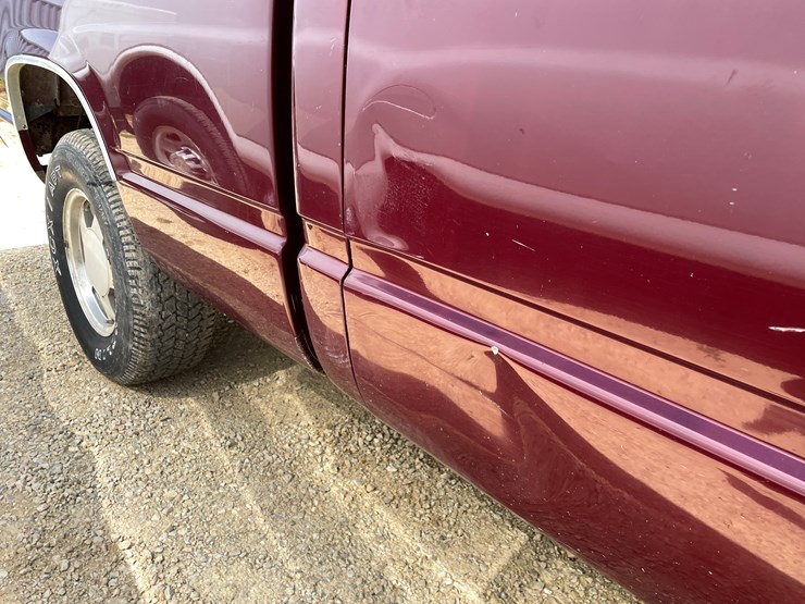 #1046-•-1996-chevrolet-truck-(has-wi-rebuilt-title)-image-10