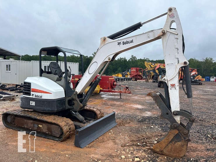 2016-bobcat-e50-image-24