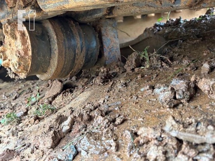caterpillar-320cl-image-26