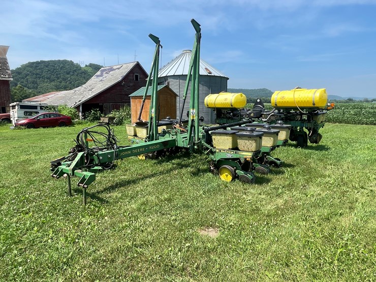 john-deere-7200-image-5