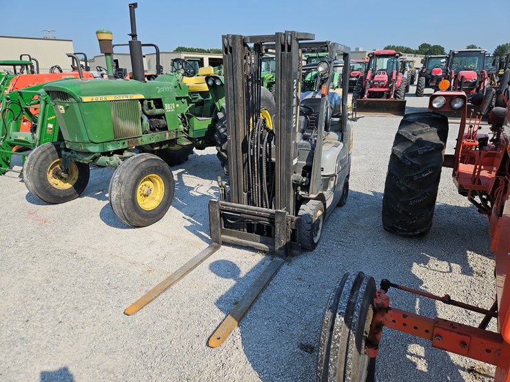 #185824-•-nissan-50-forklift-image-1