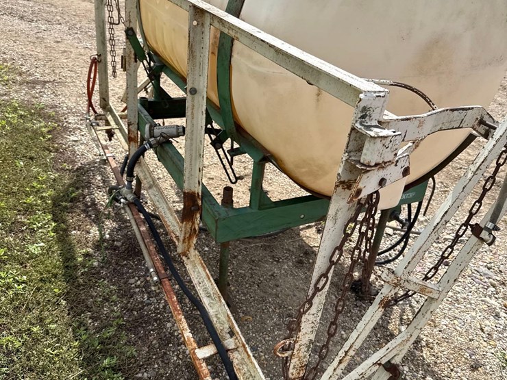 3pt-sprayer-with-booms-image-12