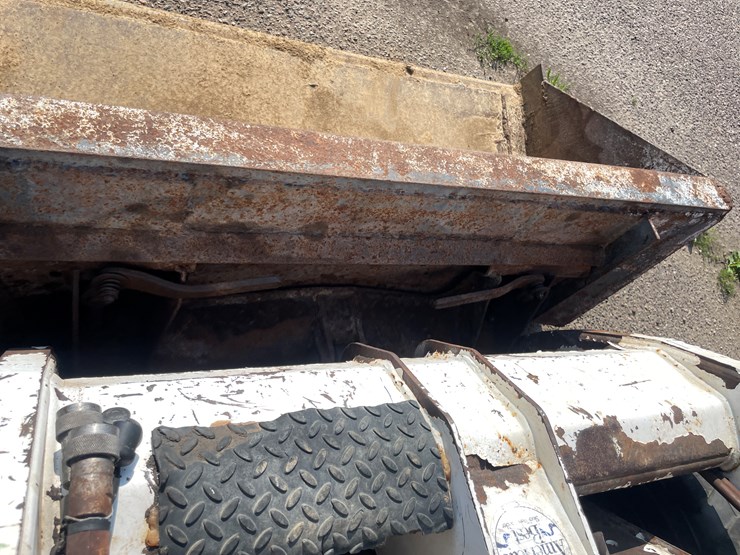 bobcat-753-image-12