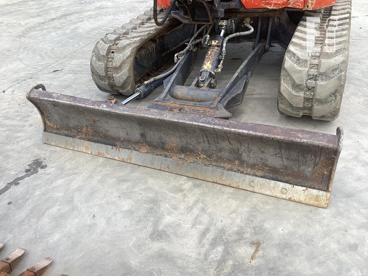 2020-kubota-kx057-4-image-12