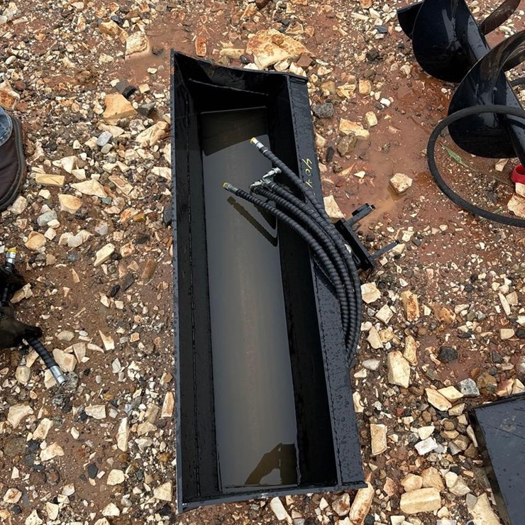 FUTURE 40 IN MINI EXCAVATOR SWIVEL BUCKET