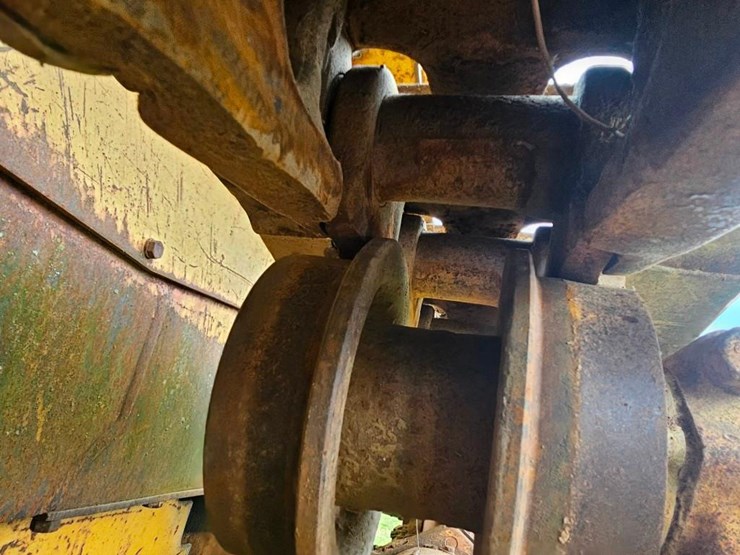 caterpillar-d7-image-10