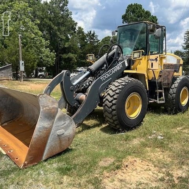 2010 KOMATSU WA320-5
