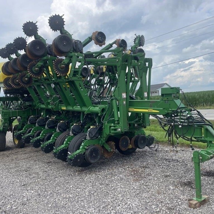 2012 JOHN DEERE 1790