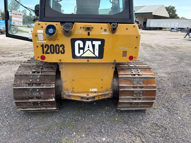 caterpillar-d5k2-lgp-image-25