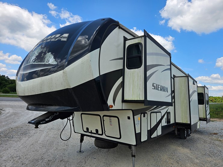 #20735-•-2017-forest-river-sierra-camper-image-126