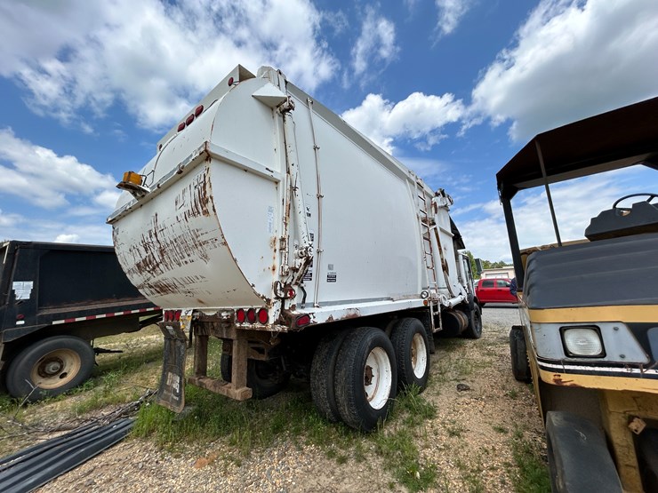 #9394-•-inop-2007-mack-mr-mr600s-t/a-daycab-garbage-truck-vin:-1m2k189c07m036142-image-3