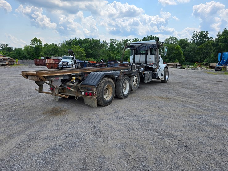 2012-kenworth-t800-image-36