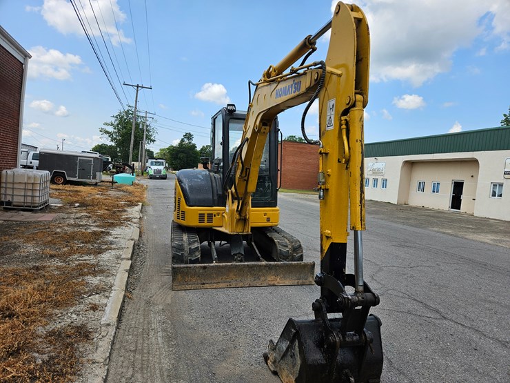2018-komatsu-pc55mr-image-29