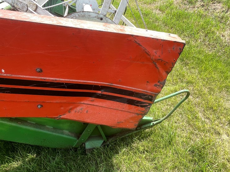 #1061-•-owatonna-260-swather-with-conditioner-image-46